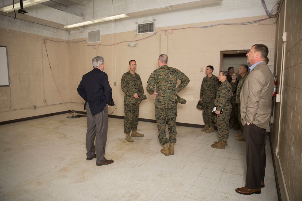 Assistant Commandant of the Marine Corps Visits Camp Lejuene