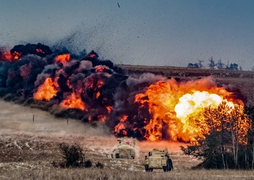 91st BEB Soldiers Breach and Clear
