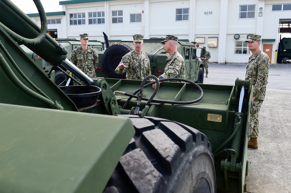 NCG-1 Commodore Visits NMCB-3 in Japan