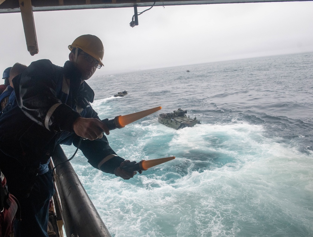 USS Harpers Conducts Well Deck Operations