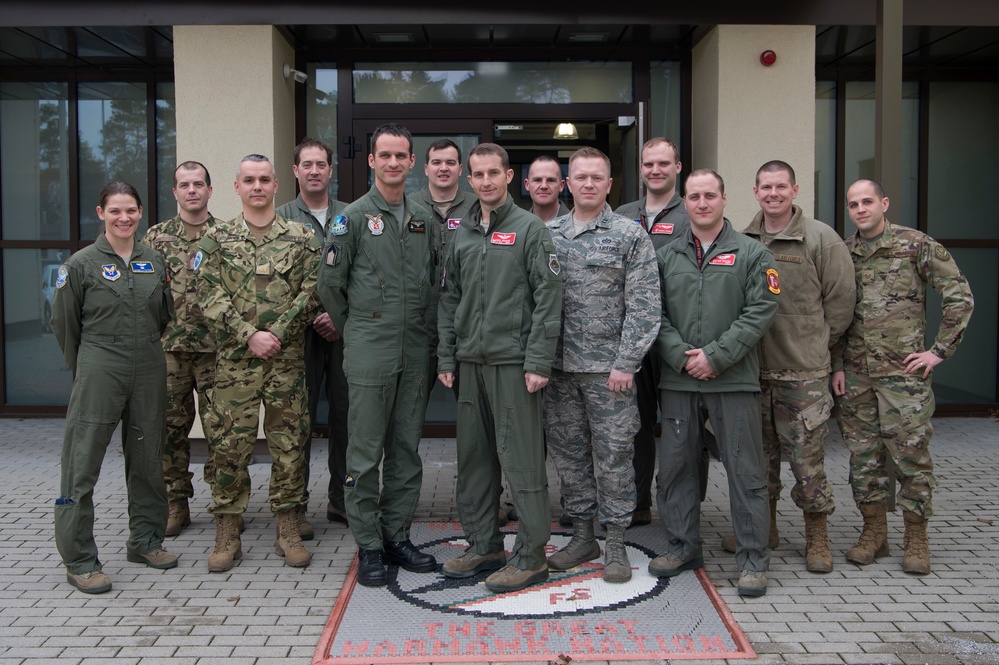 Hungarian Forces visit Saber Nation