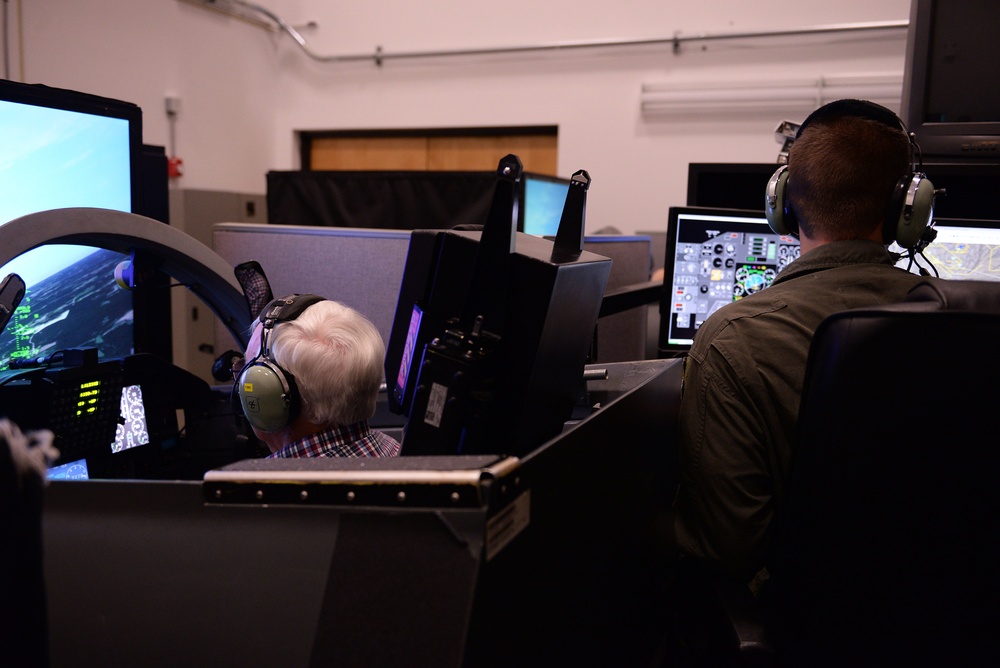 Retired pilot, Columbus native climbs back into T-38 sim one more time