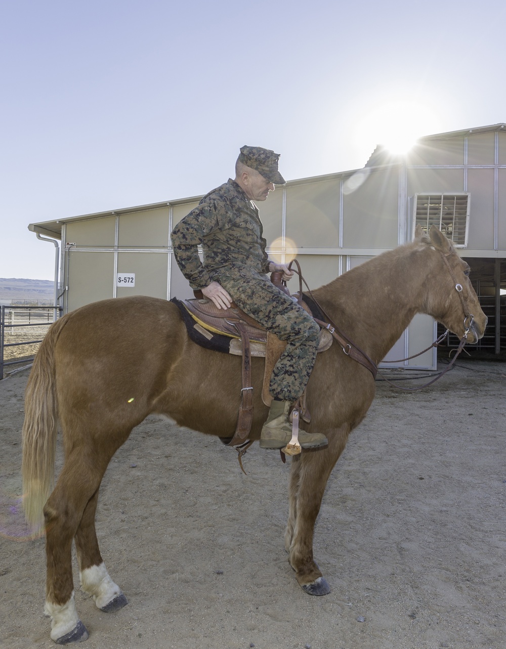 Major General Coglianese visits MCLB Barstow