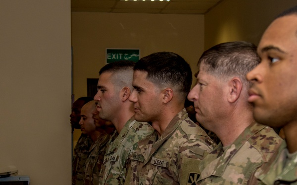 USARCENT Commander visits with Soldiers in Qatar