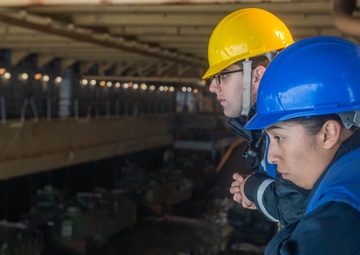 USS Harpers Conducts Well Deck Operations