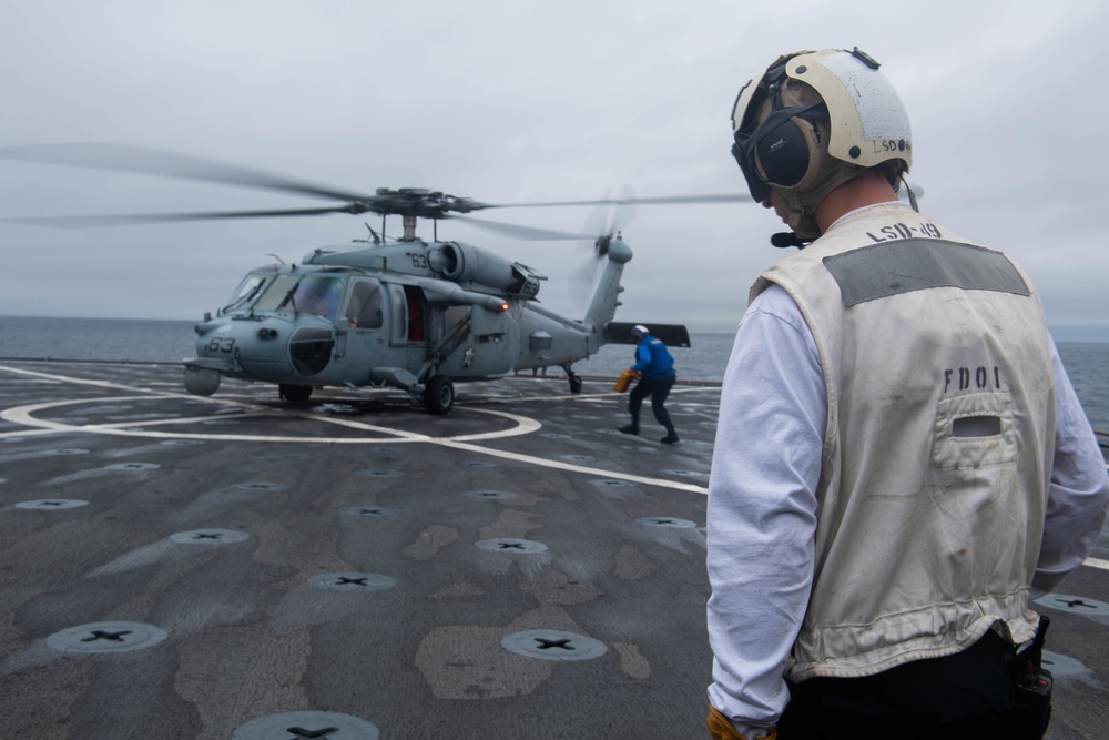 USS Harpers Ferry (LSD 49) Flight Operation