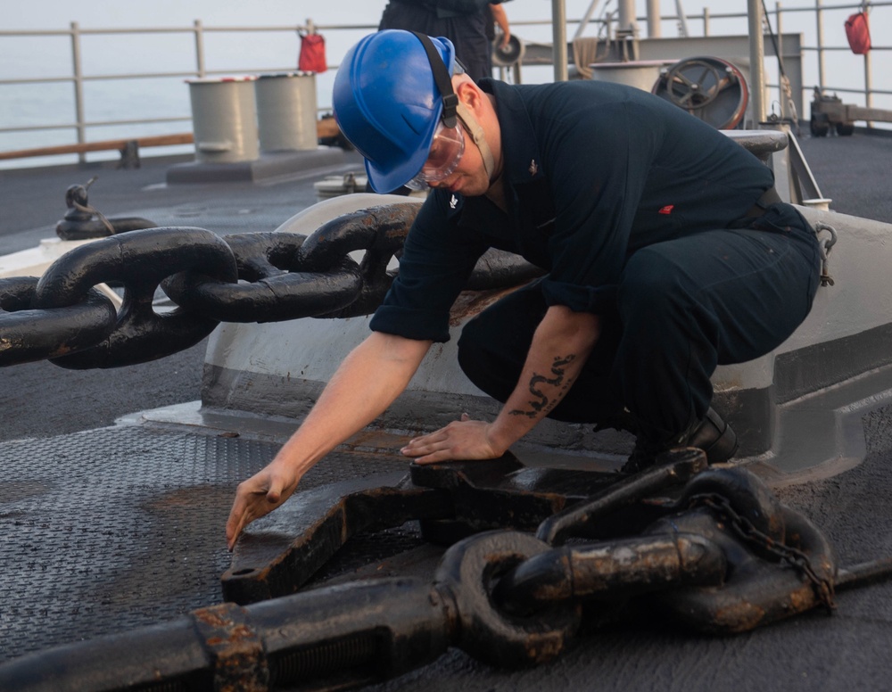 USS Harpers Ferry (LSD 49) Anchor Drop Test