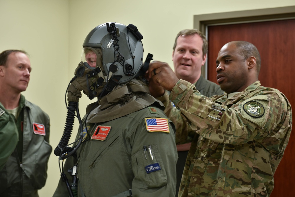 165th Airlift Wing Airmen conduct egress training