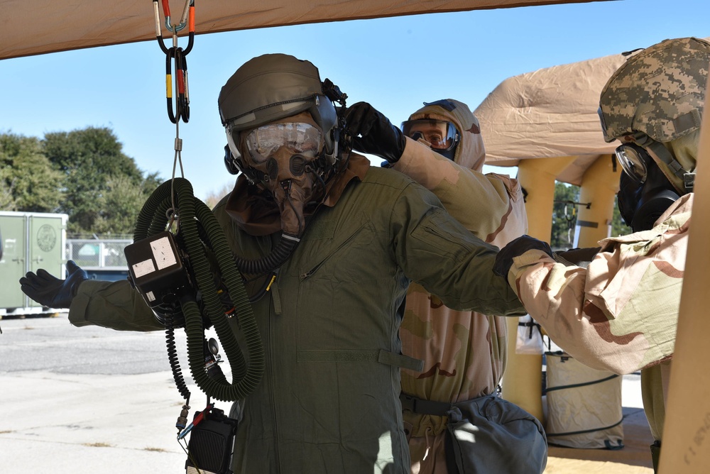 165th Airlift Wing Airmen conduct egress training