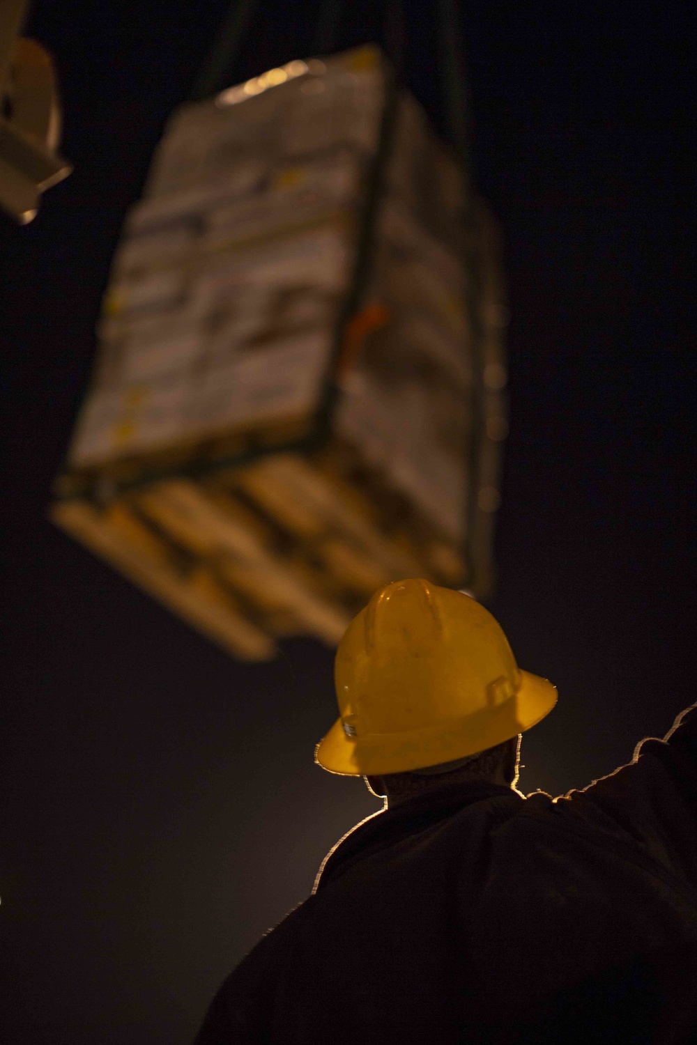 USS Arlington Stores On-Load in Augusta, Italy