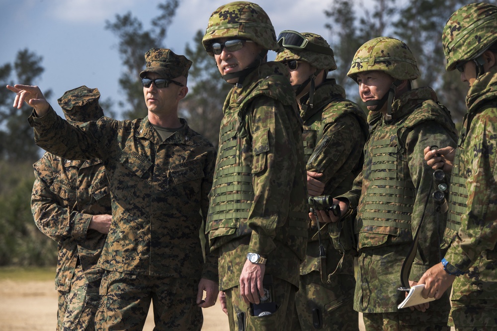 JGSDF service members observation and exchange with 31st MEU