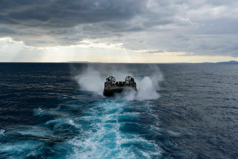 USS WASP (LHD 1) OPERATIONS AT SEA