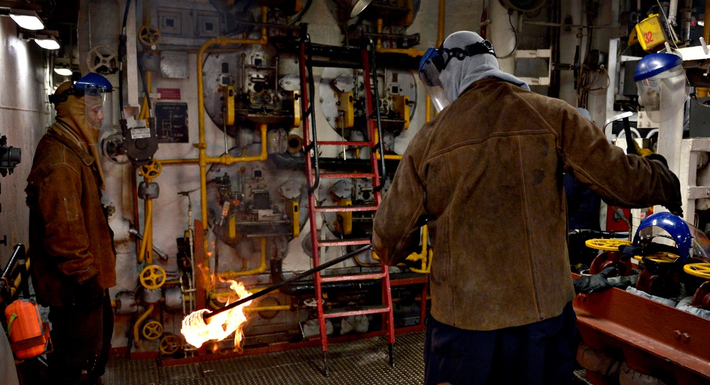 USS WASP (LHD 1) OPERATIONS AT SEA