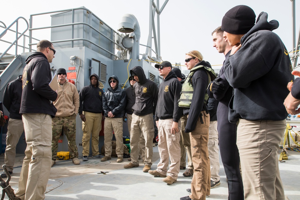 Dive Detachment Soldiers Earn Dive Supervisor Certification