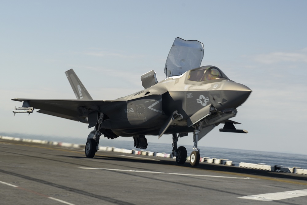 USS WASP (LHD 1) OPERATIONS AT SEA