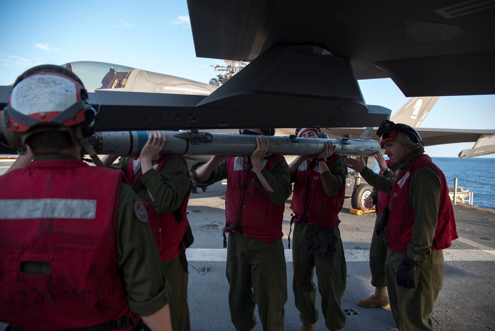 USS WASP (LHD 1)  OPERATIONS AT SEA