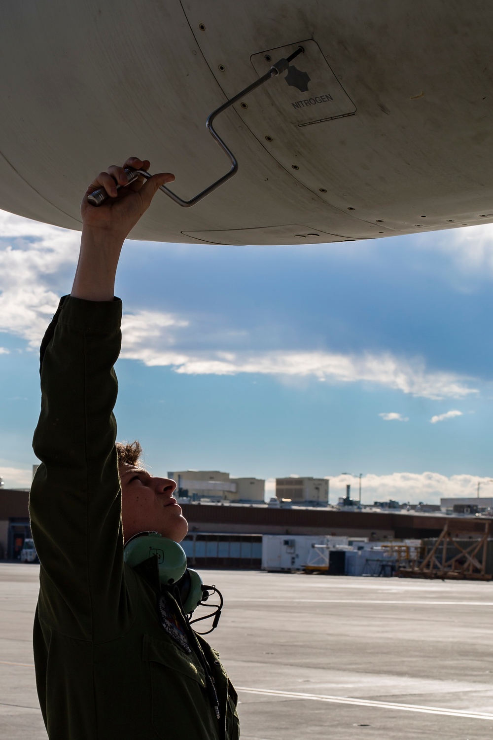 Keeping birds flying high; aviation maintenance in VMGR-152