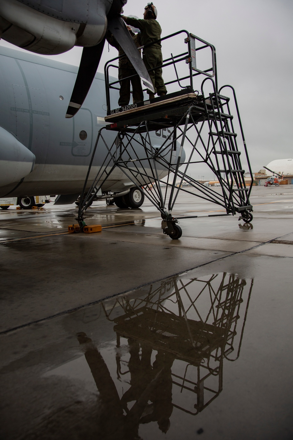 Keeping birds flying high; aviation maintenance in VMGR-152