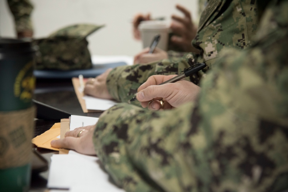Joint Personnel Center gives recently-deployed Sailors peace of mind