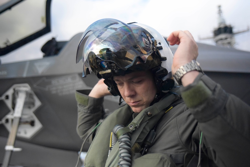 USS WASP (LHD 1) OPERATIONS AT SEA