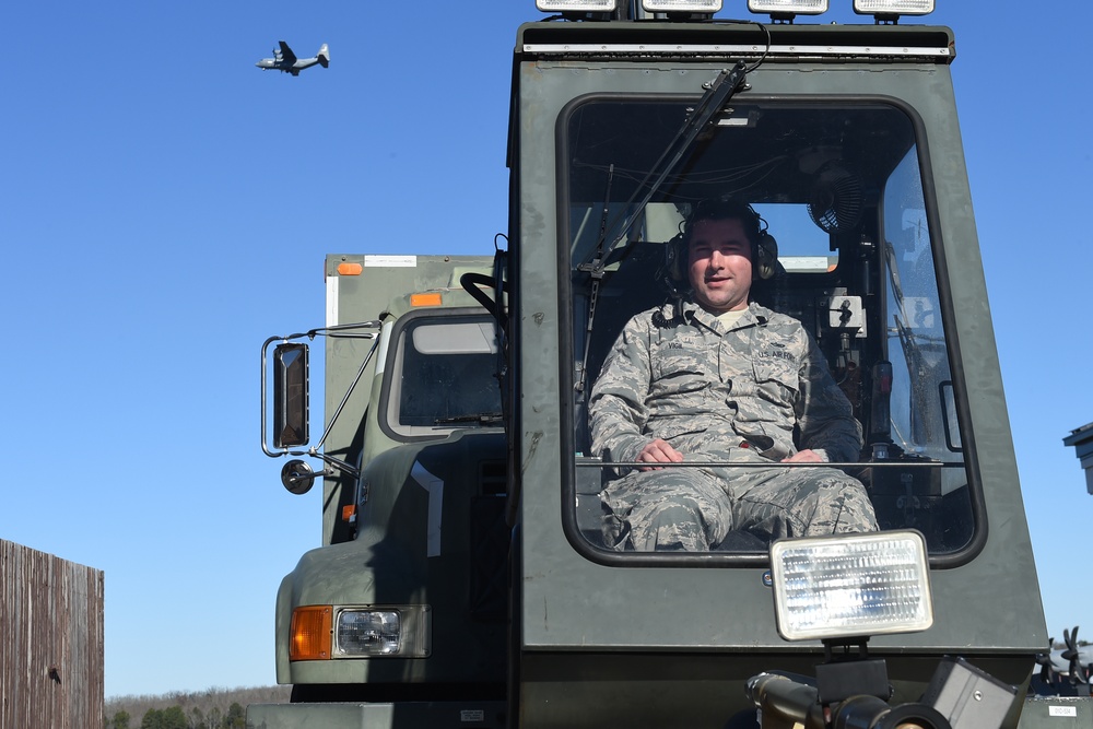 Team LR de-ices aircraft for mission success