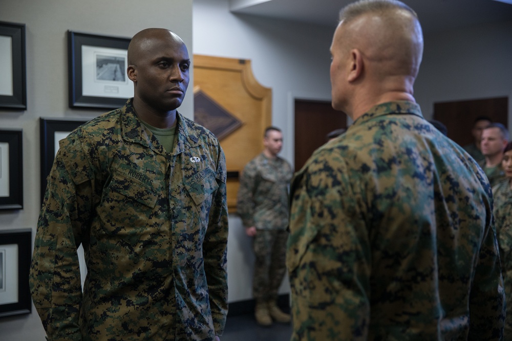Marine Valdosta Native frocked to Master Gunnery Sergeant