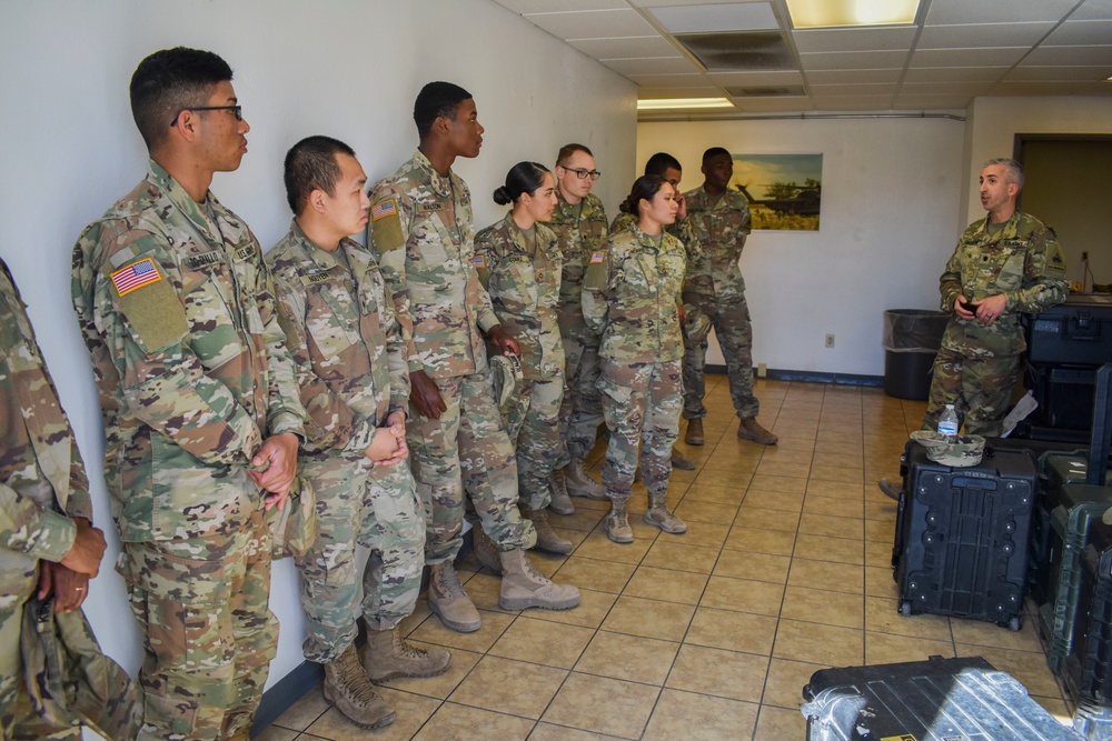 142nd CSSB Trains on Radio Communications