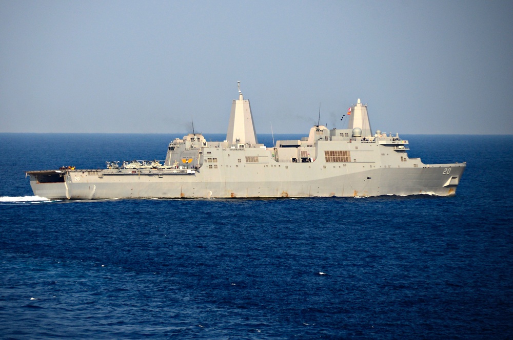 USS WASP (LHD 1) OPERATIONS AT SEA