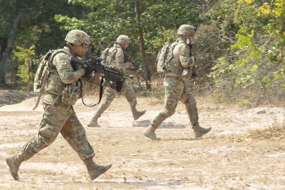 U.S., Thai soldiers hone squad-level tactics