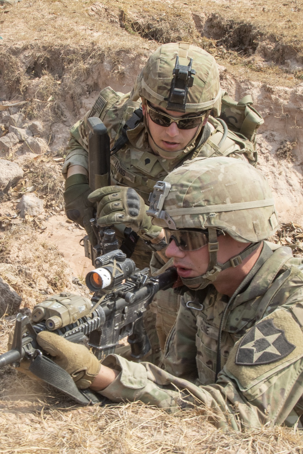 U.S, Thai soldiers hone squad-level tactics