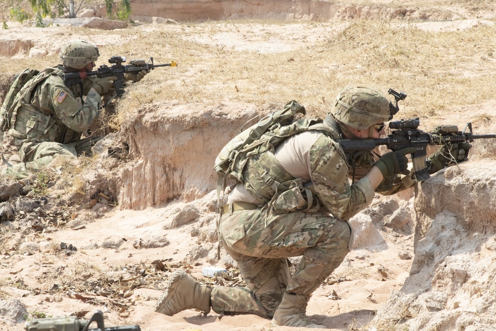 U.S, Thai soldiers hone squad-level tactics
