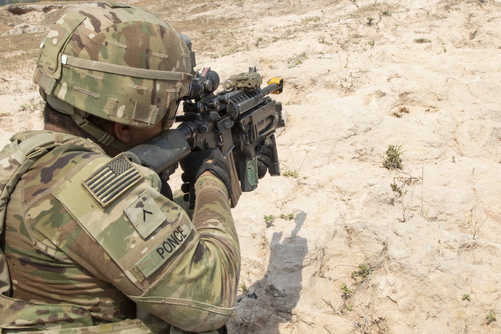 U.S, Thai soldiers hone squad-level tactics