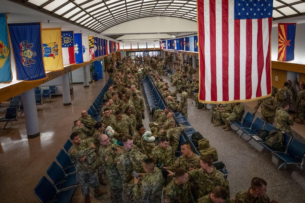1-114th Infantry Regiment Soldiers depart for training