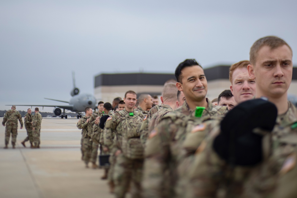 1-114th Infantry Regiment Soldiers depart for training