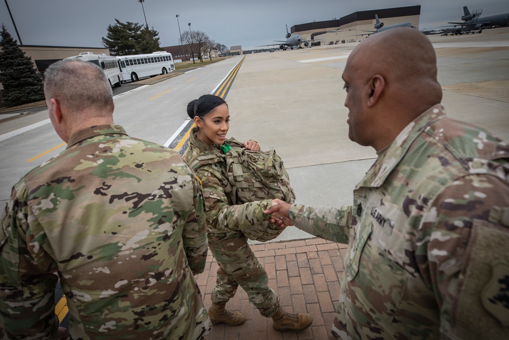 1-114th Infantry Regiment Soldiers depart for training
