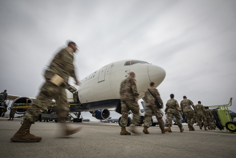 1-114th Infantry Regiment Soldiers depart for training