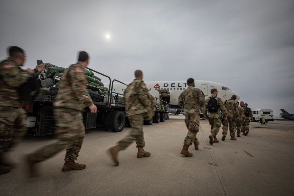 1-114th Infantry Regiment Soldiers depart for training