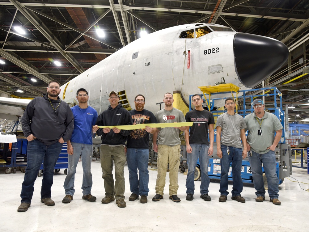 KC-135 beam replacement expedited by Tinker units