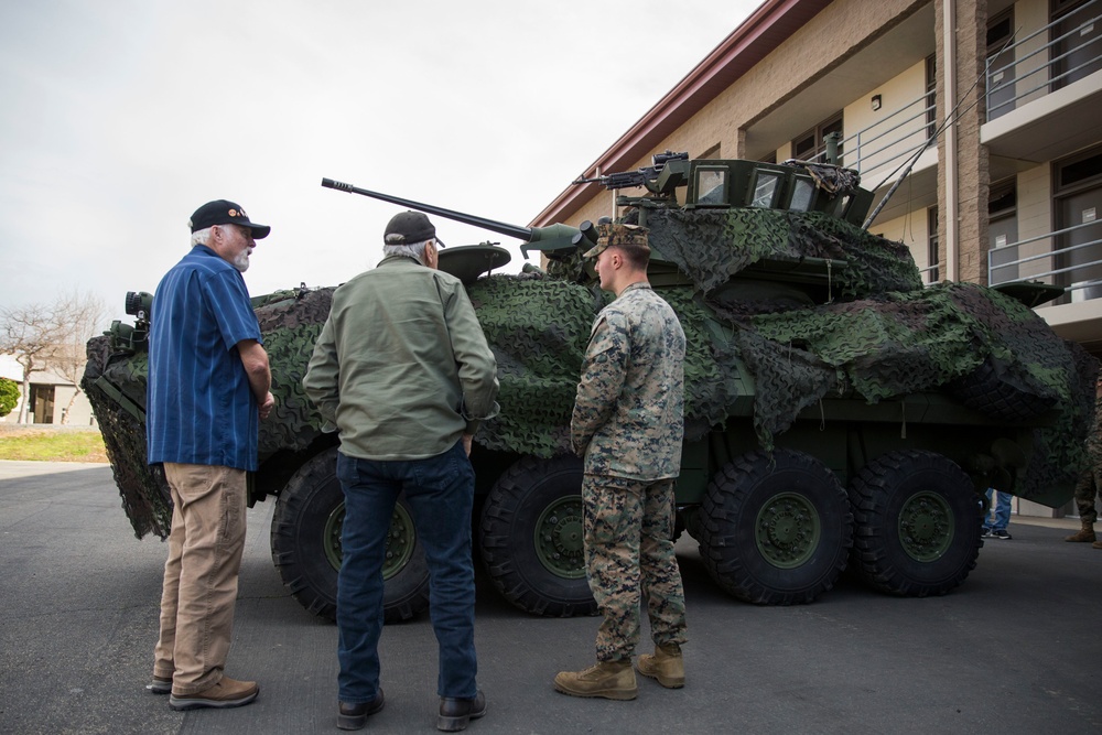 1st Marine Division veterans visit 1st Light Armored Reconnaissance Battalion and 1st Reconnaissance Battalion