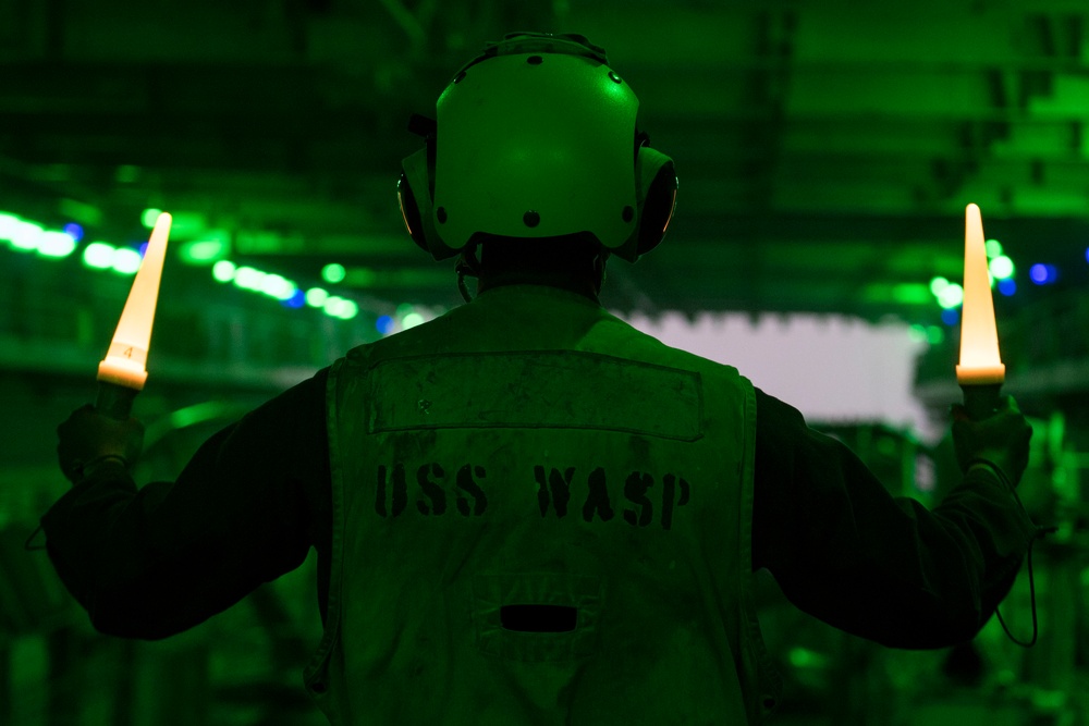 USS Wasp conducts RAS