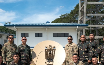 U.S., PAF Communications Specialists Exchange Best Practices