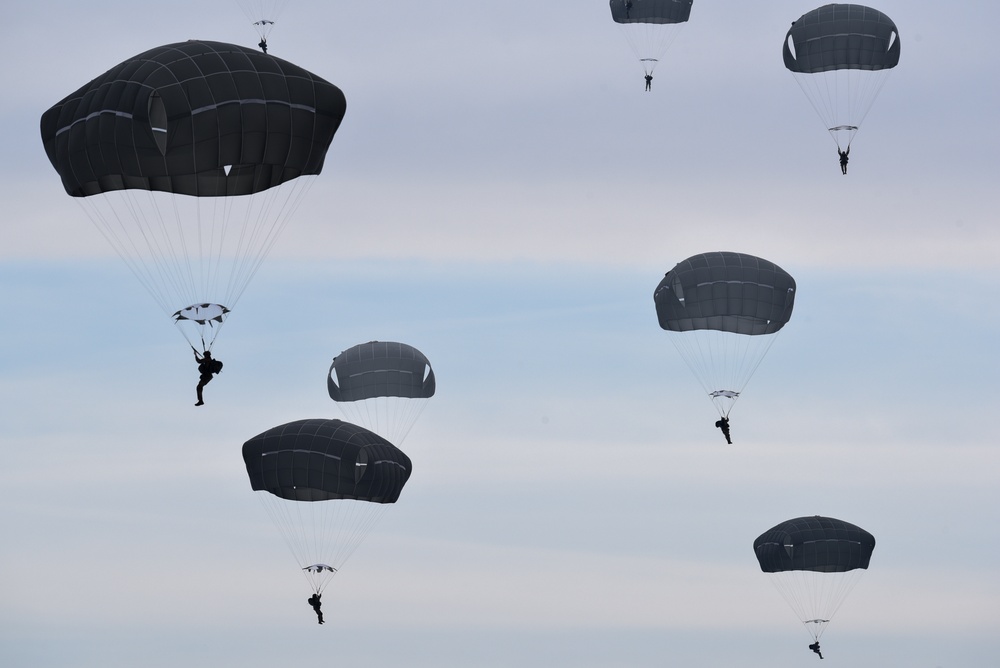 173rd Airborne Brigade and partner nations jump at Grafenwoehr