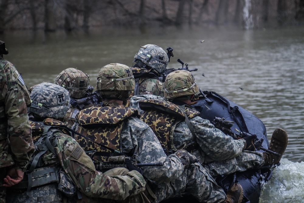 DVIDS - Images - 1-33 Cav C Troop 3rd BCT 101st ABN DIV [Image 2 of 3]