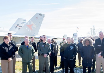 Air Boss, NAVAIR and Chief of Supply Corps visit NAVSUP WSS