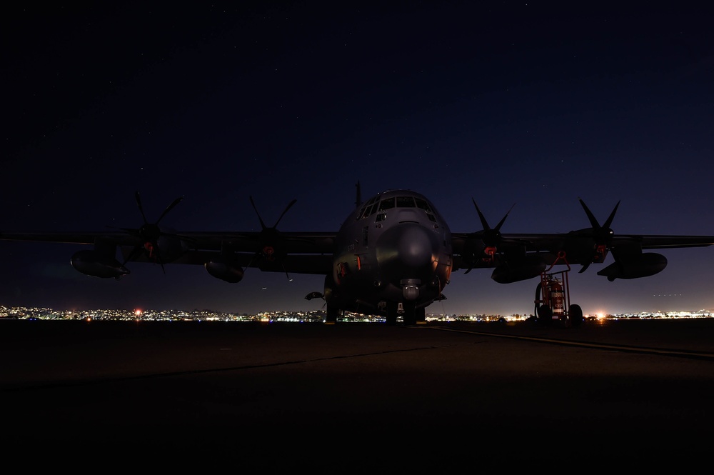 9th Special Operations Squadron conduct joint refueling operations