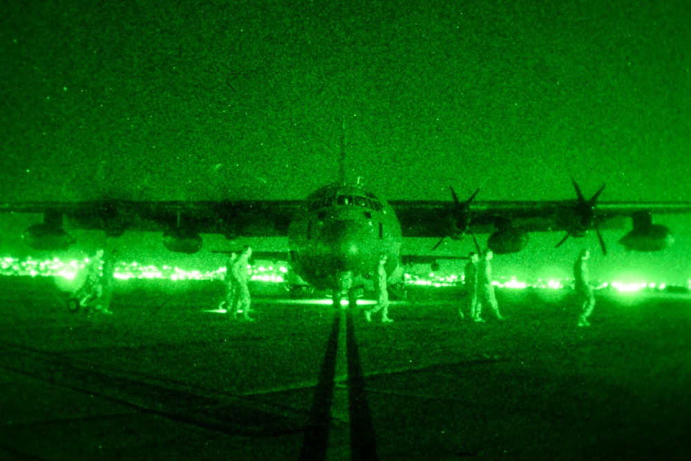 9th Special Operations Squadron conduct joint refueling operations