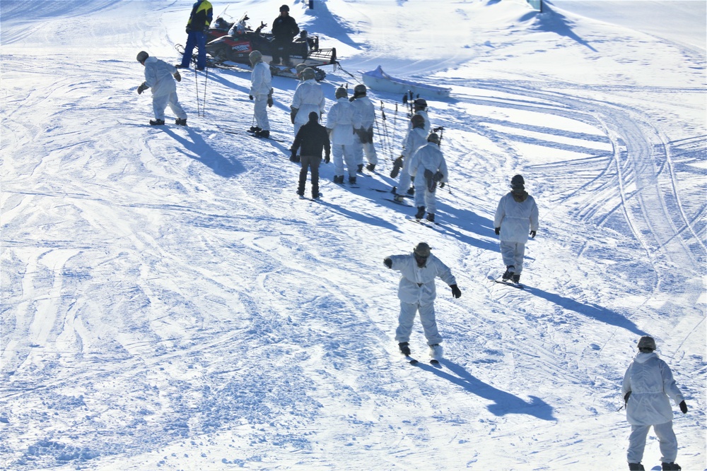 Fort McCoy, Wisconsin, Cold-Weather Operations Course, CWOC, skiing, training, winter warfare training, skiing training, cold-weather training, Army training, Army