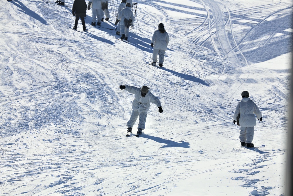 Fort McCoy, Wisconsin, Cold-Weather Operations Course, CWOC, skiing, training, winter warfare training, skiing training, cold-weather training, Army training, Army