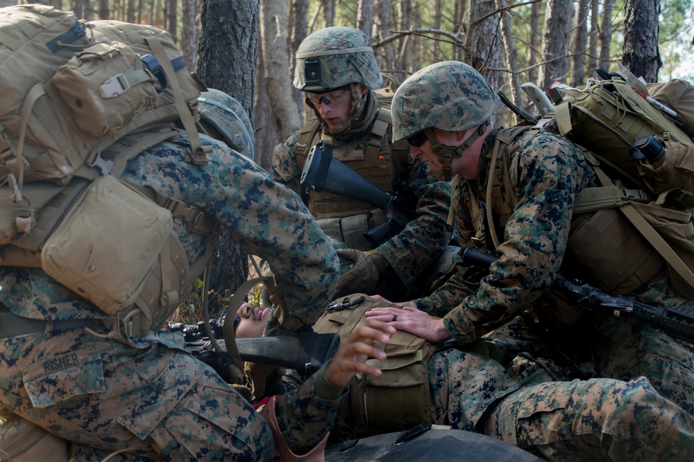 Marines and sailors improve CASEVAC operations through TCCC training