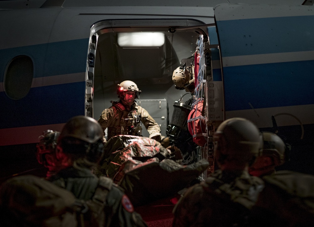 Special Operations Forces Medical Element train during Emerald Warrior